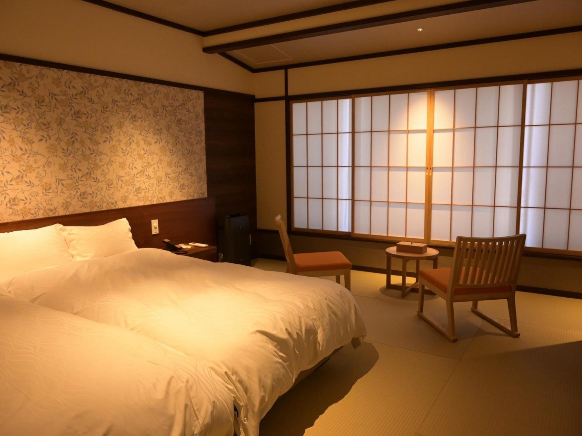 Akaishiya 城崎温泉旅館 赤石屋 Тойока Екстериор снимка